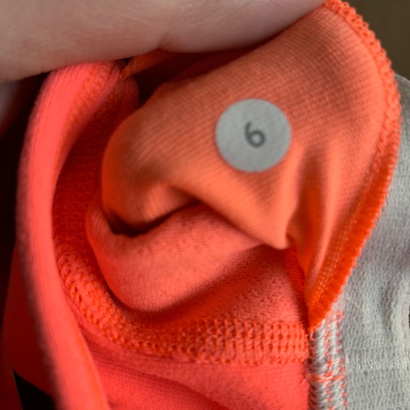 Lululemon tank top - Picture 3 of 4